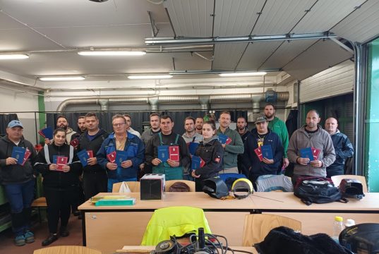 2025. október 14-én és 15-én sikeres szakmai vizsgát tettek felnőtt hegesztő tan…