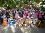 Adományátadó az Állatok világnapja alkalmából a Rákóczi utcai óvodában…