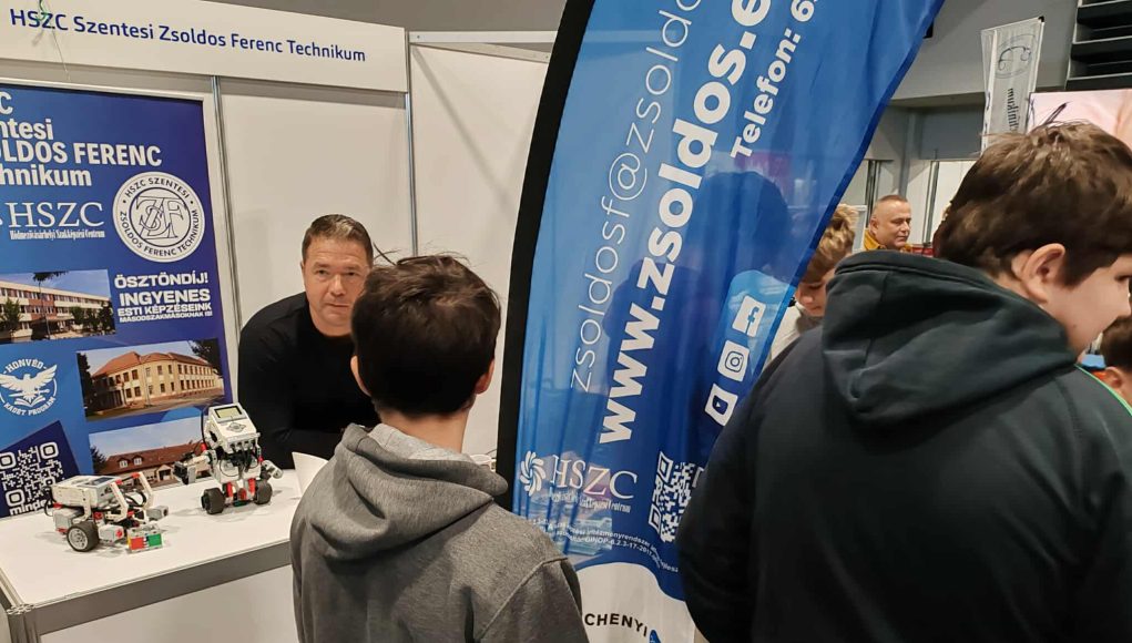 A HSZC Sz̳e̳n̳t̳e̳s̳i̳ Zs̳o̳l̳d̳o̳s̳ Fe̳r̳e̳n̳c̳ Te̳c̳h̳n̳i̳k̳u̳m̳ h̳ír̳e̳i̳…