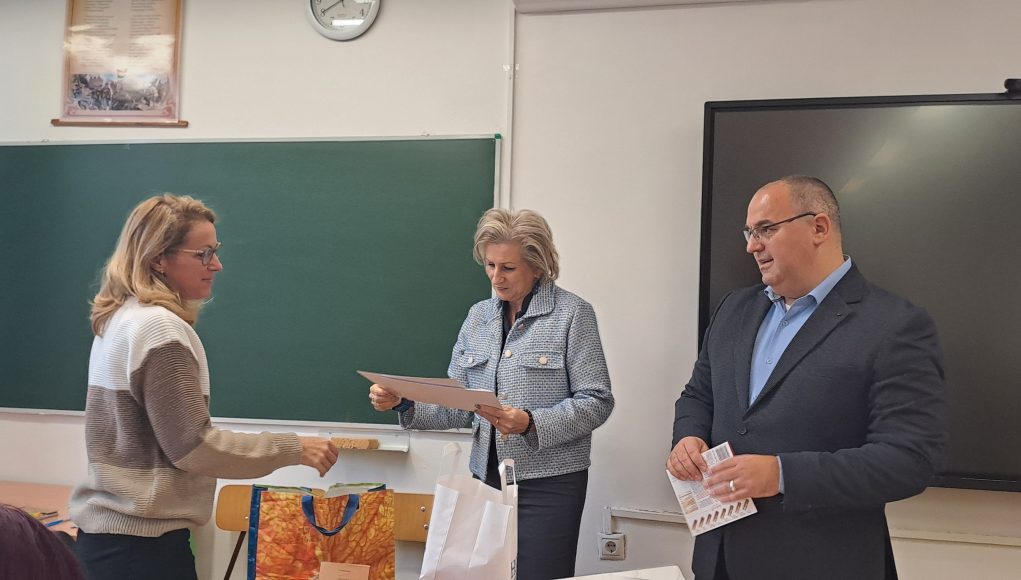 A HSZC Sz̳e̳n̳t̳e̳s̳i̳ Zs̳o̳l̳d̳o̳s̳ Fe̳r̳e̳n̳c̳ Te̳c̳h̳n̳i̳k̳u̳m̳ h̳ír̳e̳i̳…