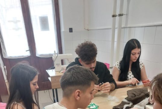 A HSZC Sz̳e̳n̳t̳e̳s̳i̳ Zs̳o̳l̳d̳o̳s̳ Fe̳r̳e̳n̳c̳ Te̳c̳h̳n̳i̳k̳u̳m̳ h̳ír̳e̳i̳…