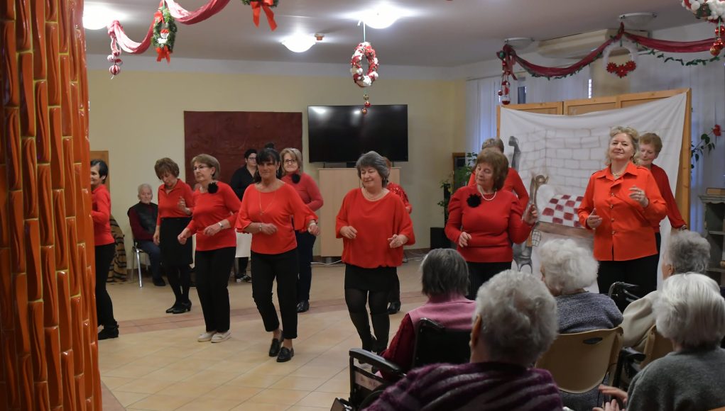 A karácsony varázsa a Parkerdő otthonban…