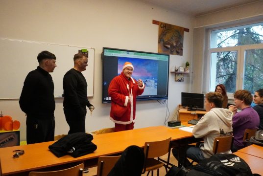 A nagy sikert arató mai Mikulás-turné állomásai a Pollákban!…