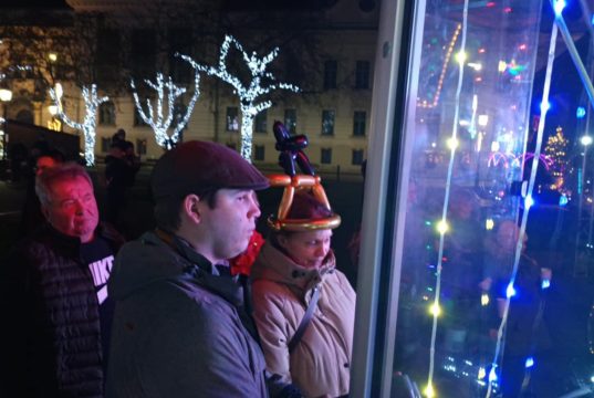 Advent 3. vasárnapján a karácsonyi vásárban, a Pollák standjánál készült képekk…