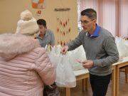 Amikor a karácsony valóban mindenkié – száz adagnyi törődés Szentesen…