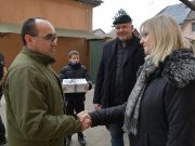 Cipősdobozokba csomagolt összetartozás…