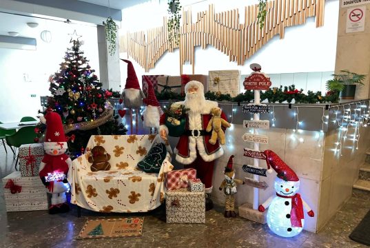 Karácsonyi Fotópont nyílt a Szentesi Művelődési Központban!…