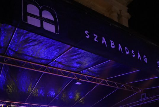 Ma este sokan gyűltünk össze, hogy együtt hangolódjunk az ünnepre Advent harmadi…