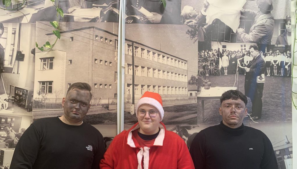 Mikulás a Pollákban! Éppen úton……