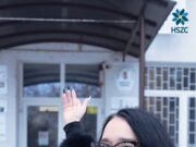 Jenni már leadta a jelentkezését a Pollákba. Jenni okos. Légy Te is Jenni!…