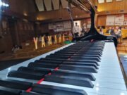 Új zongorát avattak a tanári hangversenyen…