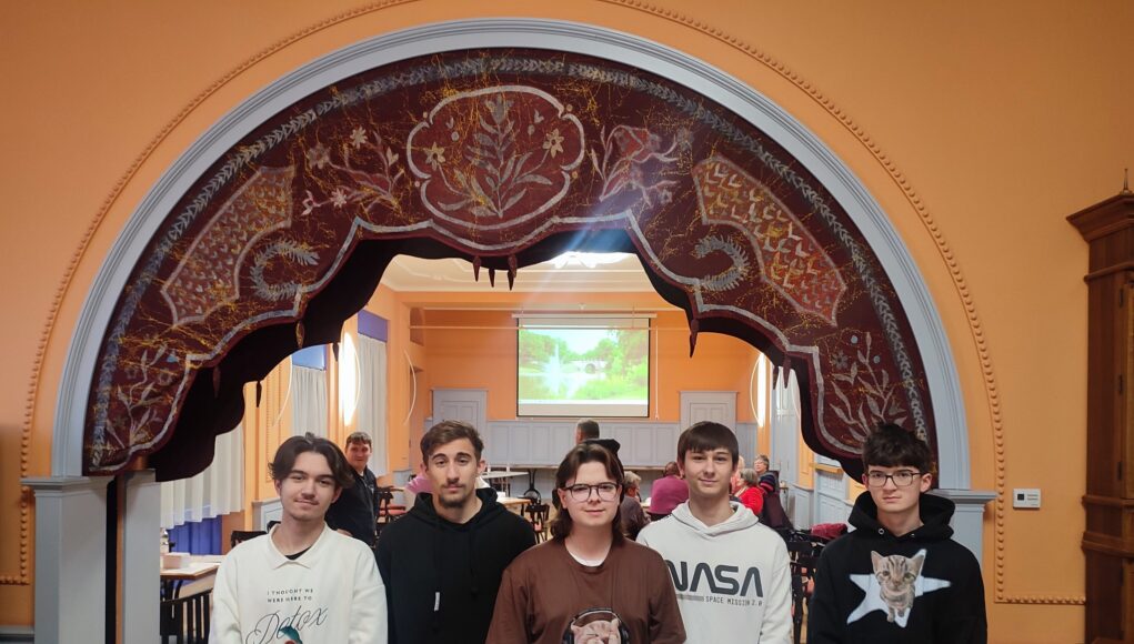 Generációk találkozása – Szentesi Szenior Kvíz a Pollák diákjaival!…