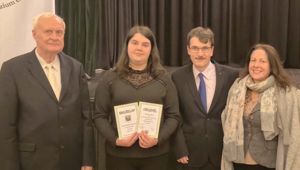 A HSZC Sz̳e̳n̳t̳e̳s̳i̳ Zs̳o̳l̳d̳o̳s̳ Fe̳r̳e̳n̳c̳ Te̳c̳h̳n̳i̳k̳u̳m̳ h̳ír̳e̳i̳…