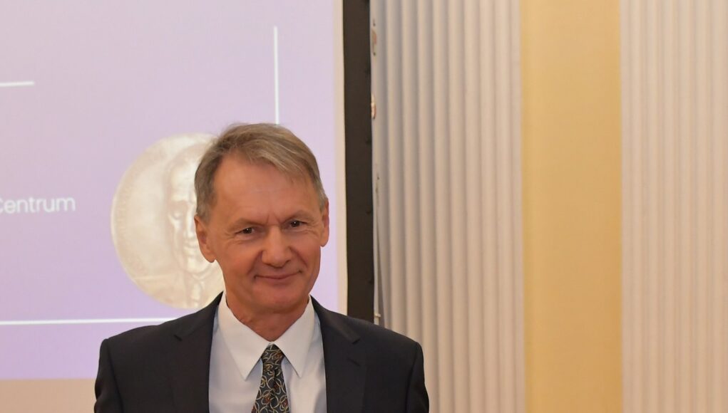 A hivatástudat és az emberség elismerése: Dr. Badó Csaba kapta a Dr. Bugyi Istvá…