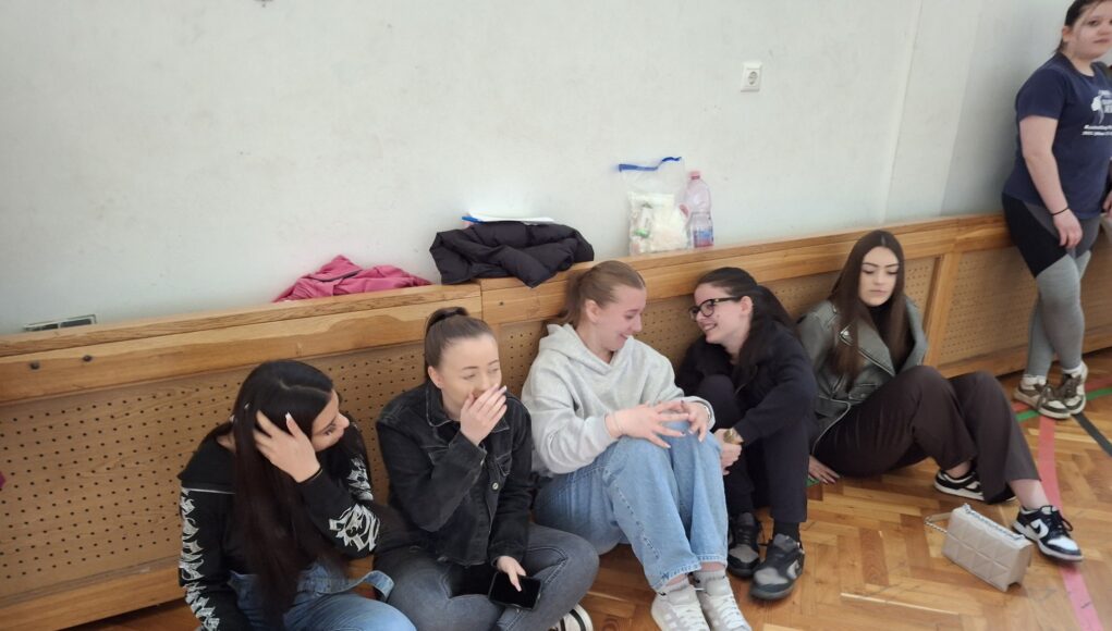 A HSZC Sz̳e̳n̳t̳e̳s̳i̳ Zs̳o̳l̳d̳o̳s̳ Fe̳r̳e̳n̳c̳ Te̳c̳h̳n̳i̳k̳u̳m̳ h̳ír̳e̳i̳…