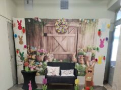 A Művelődési és Ifjúsági Házban húsvéti fotópont várja a látogatókat az intézmén…