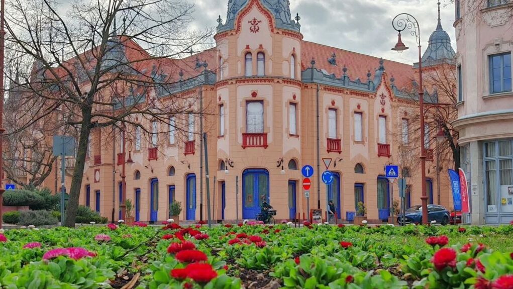 Tisztelt Környezetszépítő Lakosság!…