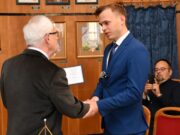 Új korszak kezdődik: Bárkányi Bence átvette képviselői megbízólevelét Szentesen…