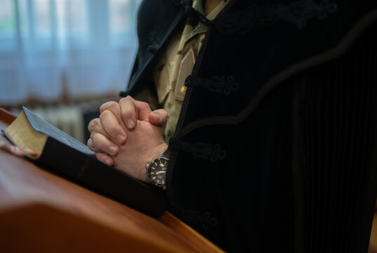 „Egy szív érettem dobogott”…