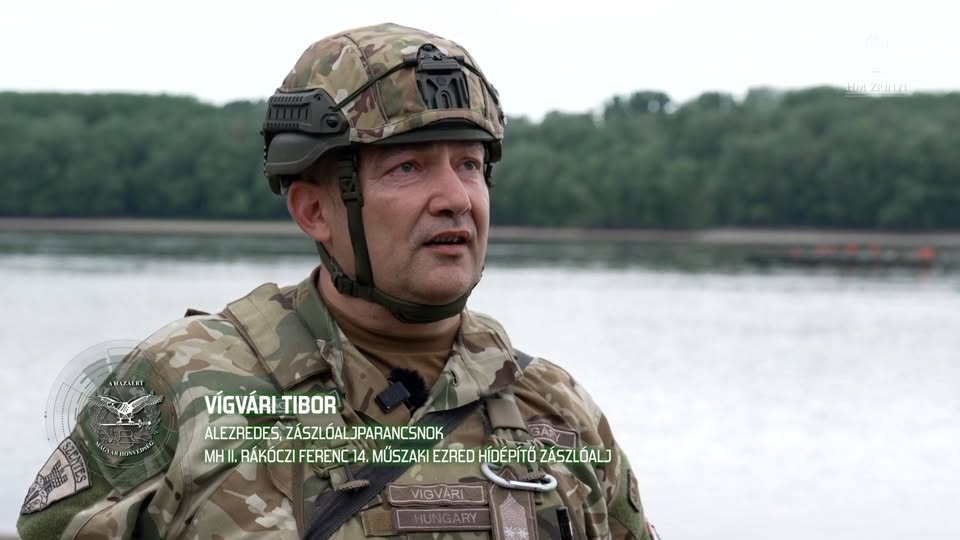 „A vízi átkelés a partról szemlélve egyszerű műveletnek látszik, a valóságban az…