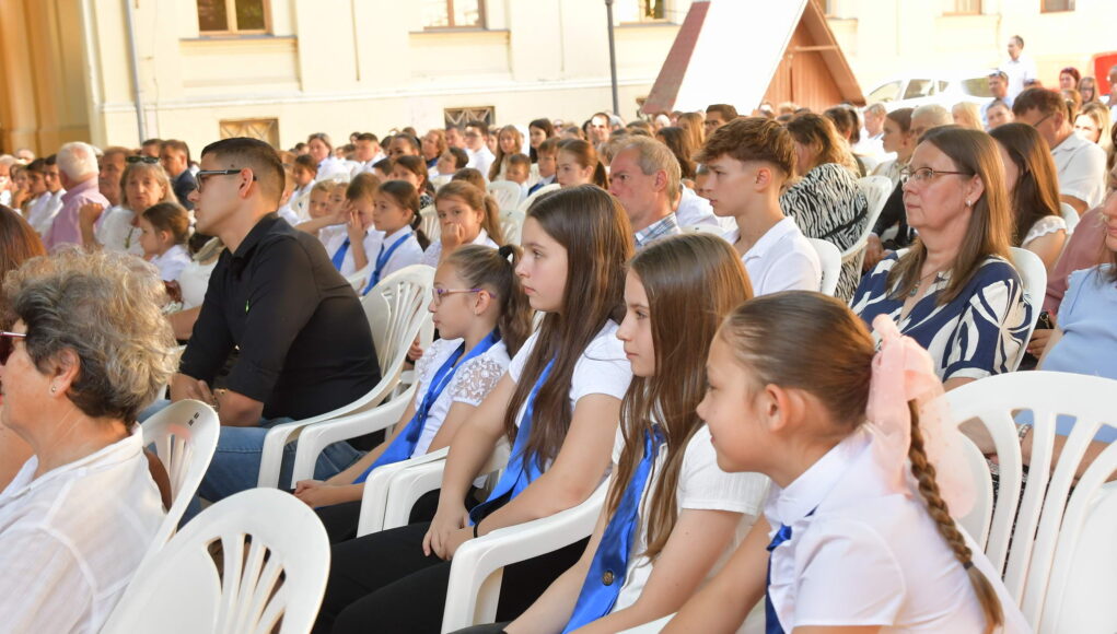 Ünnepi elismerések: Szentes kiválóságait díjazták