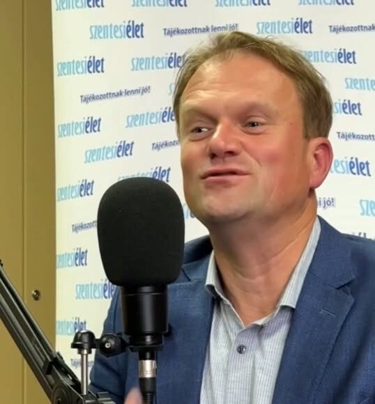 „A gyerekek néha olyan kérdéseket tesznek fel, amire még nekem is fel kell készü…