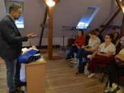 Életet menthet a tudás: Hatalmas érdeklődés kísérte a szentesi szülők elsősegély…