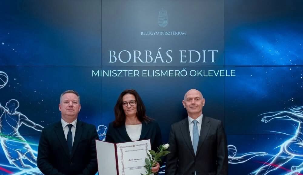 Miniszteri elismerés Borbás Editnek…